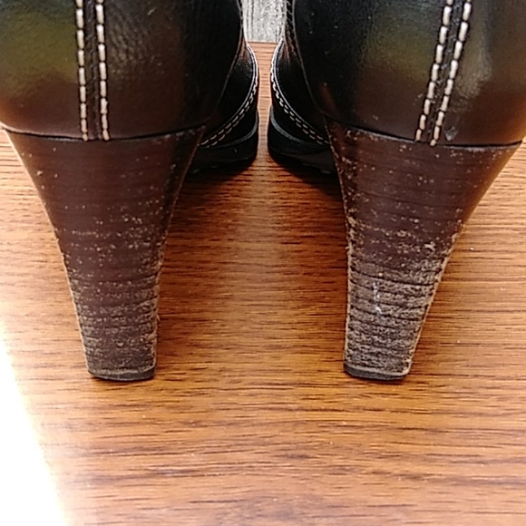 Tod's Black Pointed Toe Chucky Heel Bootie Size 8 - Picture 7 of 8